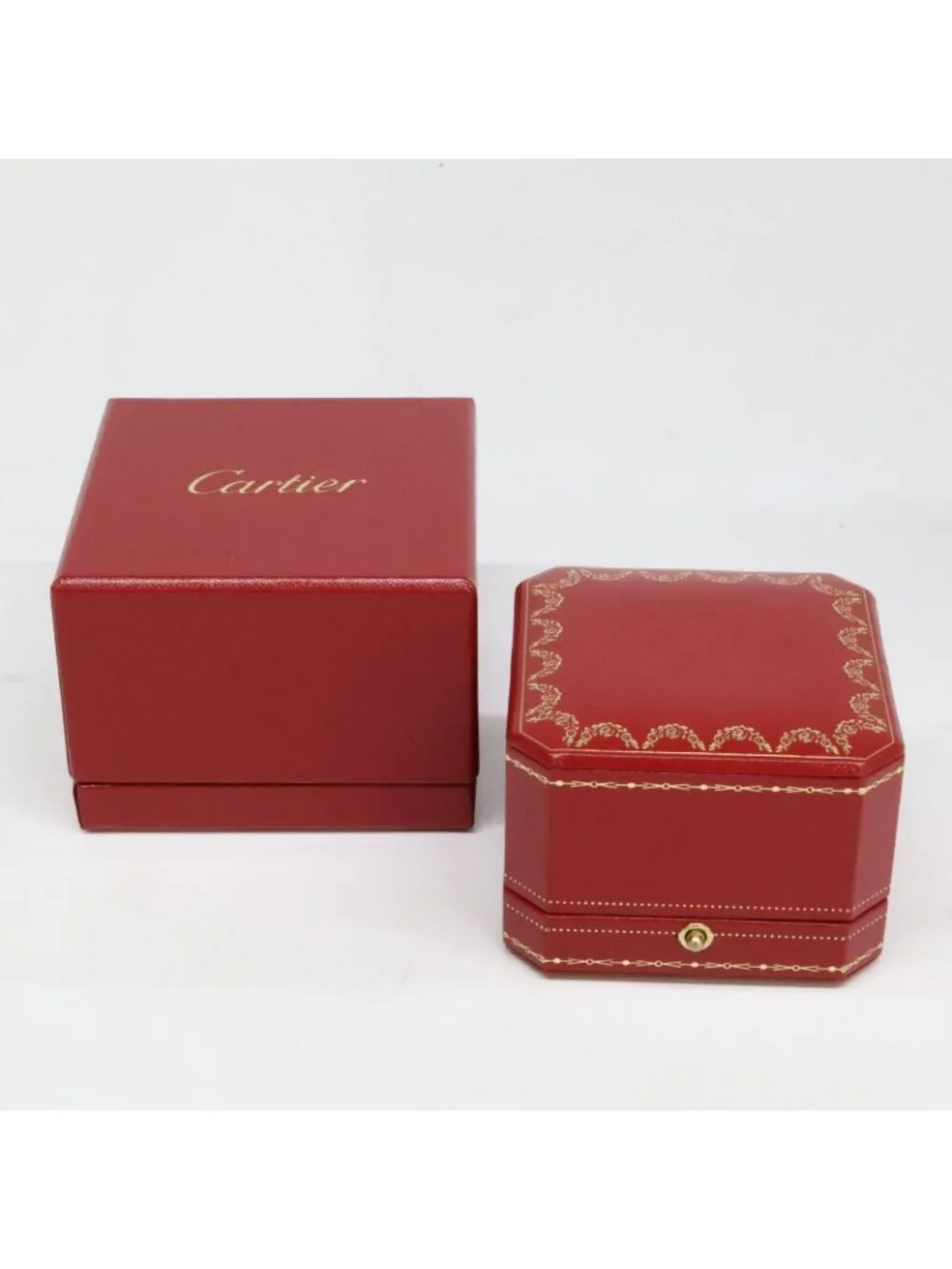 Cartier type 750
